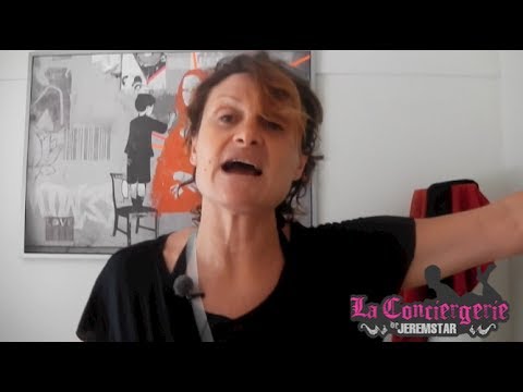 Frédérique (Les Anges 6) pète les plombs et détruit la caméra de Jeremstar