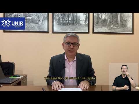 UNIR se retrata por ofensas de docente à professora