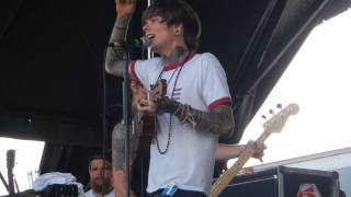 Never Shout Never - CheaterCheaterBestFriendEater (Live)