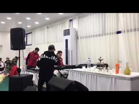 آخر خرجات جليل طايبي _ يلبي طلب محبيه و يغني بدون روبوتيك و يلهب حفل زفاف في ولاية البليدة