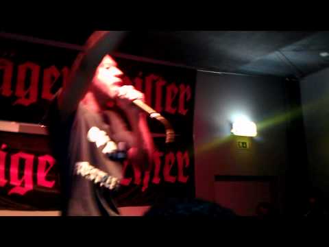 Cyrus critycuz em caldas da rainha