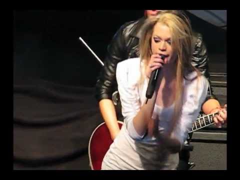 [2011] What the Hell - Nocore (Avril Lavigne Cover) @ Sampa Music Fest 4