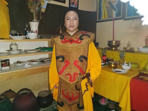 Nyai Dewi – Spiritualis , Tiga Pasangan Artis Terkenal Mengalami Keretakan Rumah Tangga Nyai Dewi – Spiritualis , Tiga Pasangan Artis Terkenal Mengalami Keretakan Rumah Tangga