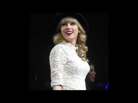 Could Taylor Swift really swing the 2024 Presidential Election? #taylorswift #hollywood #donaldtrump