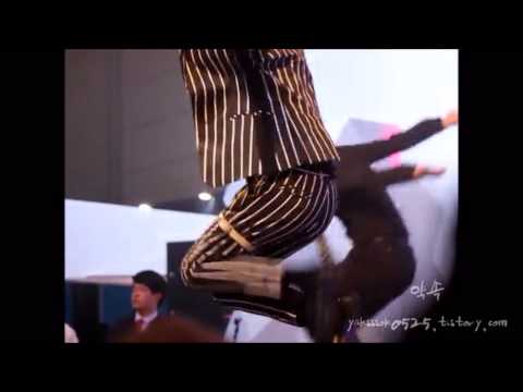 141222 Taemin Danger Full + Taemin ripping his pants