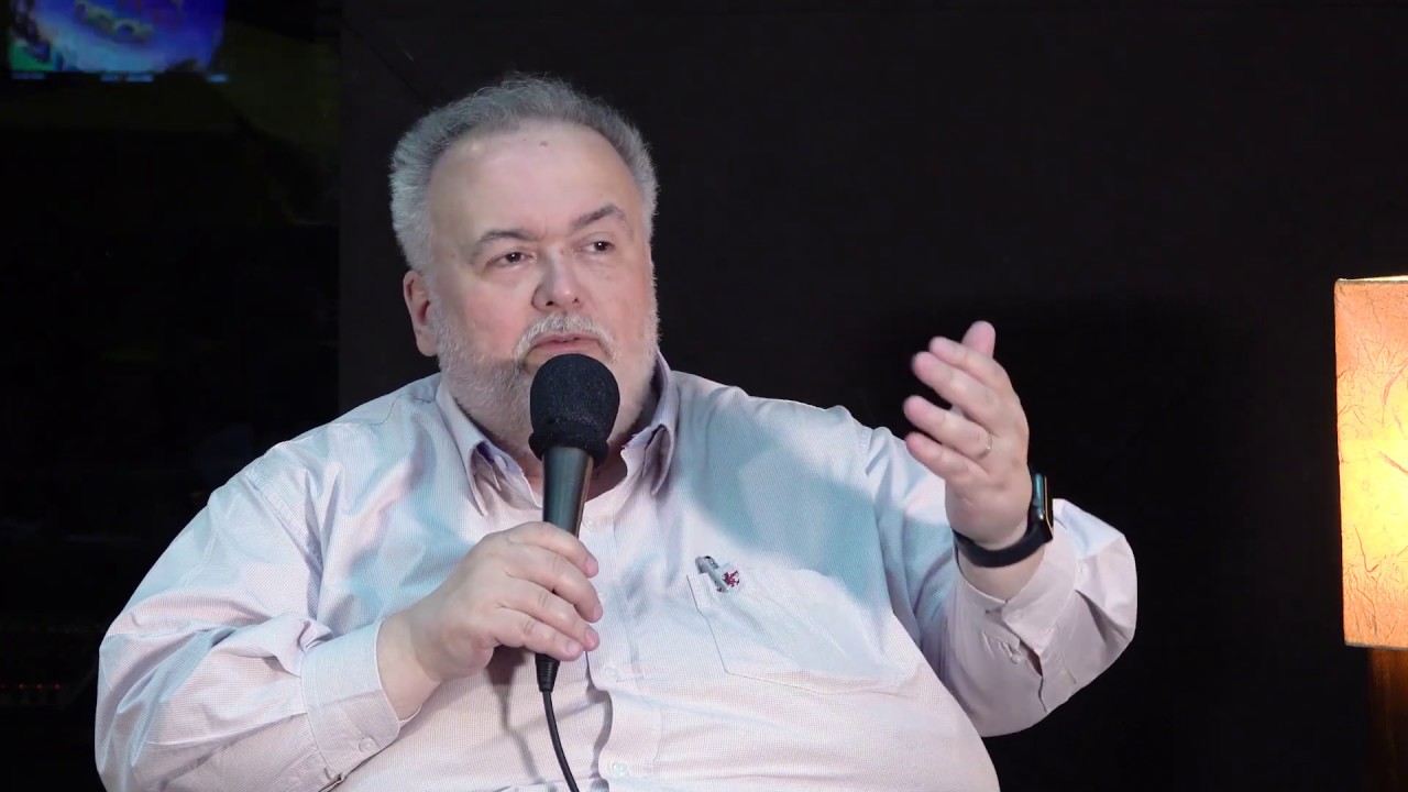 Qual é a grande diferença entre Mário e Oswald de Andrade?