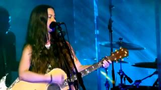 Alanis Morissette - Flinch live Manchester Apollo 26-06-12
