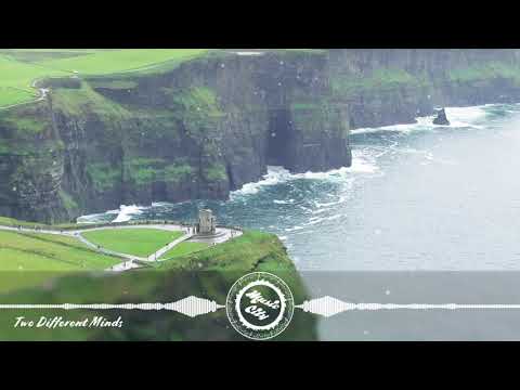 Ella Faye, Le June - Two Different Minds