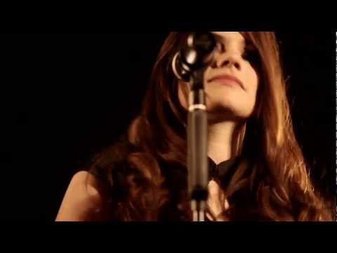 SCHMIDT: "In The Photo Booth" (live with Guy Chambers)