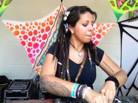 Rosa Ventura VS Aryela. Chidneris 2014. Vídeo by Mauricio Nakata