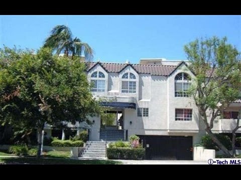 Residential for rent - 11119 CAMARILLO Street 102, Toluca Lake, CA 91602