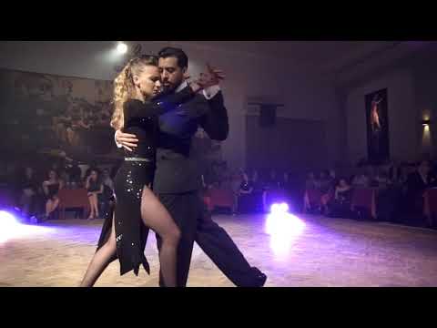 Zum por Flor Blanco y Facundo De La Cruz - Tango Salón Extremo
