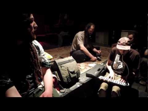 Radikal Guru and Cian Finn unplugged