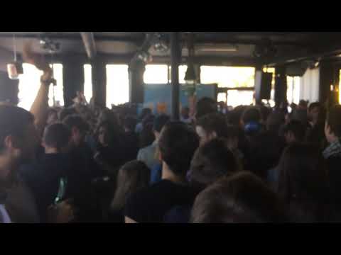 Quest @ Breakfast Club / Café Barge