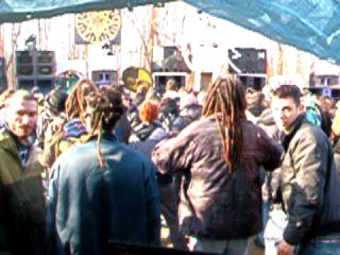 free party - cascine bruciate 1011mrz2k12 - entropik kaosmatik funk rebels - rottenboyz live