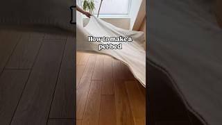 Make a super easy pet bed from an old blanket🙀🐾 Follow for more🐈‍⬛ #cat #diy #pet #catlover #pets