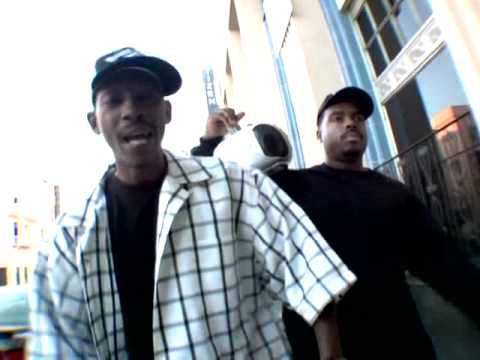 Tha Dogg Pound - It Feels Good To Be A Dogg Pound Gangsta