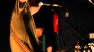 (live) Margot and the Nuclear So &amp; So&#39;s - Books about Trains