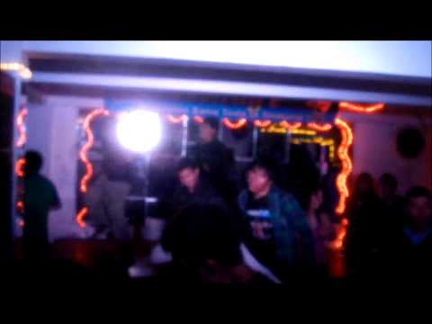 Ft Eddy Tu Ma Ridici Tu Ma Cobori - Dj Dennis