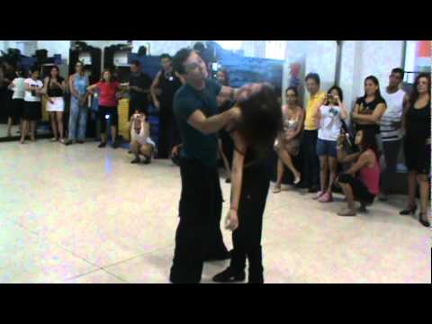 JORGE PERES E VANESSA RODRIGUES