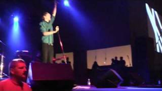 daniel schuhmacher singt "SWEET DREAMS"(EURYTHMICS)