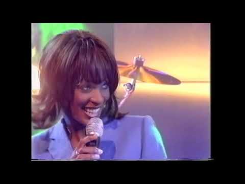 Eternal feat. BeBe Winans - I Wanna Be The Only One (1st TOTP) 1997, presented by the Spice Girls