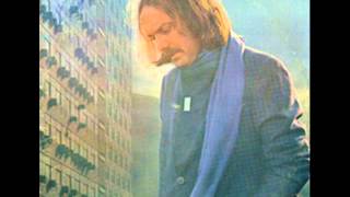Milho aos Pombos Music Video