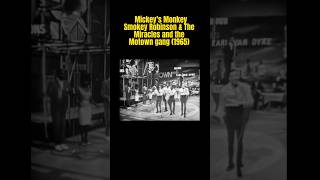 Mickey&#39;s Monkey | Smokey Robinson &amp; The Miracles and the Motown gang (1965)