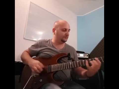 Marco Sfogli plays Drained solo and outro