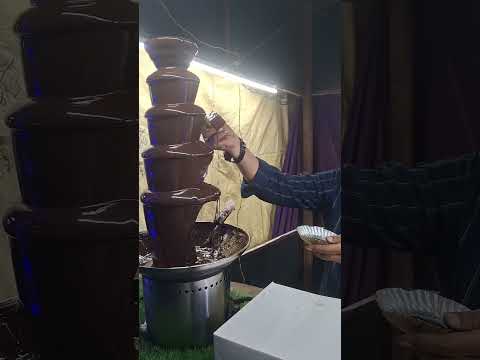 Chocolate Fountain #temting 🤤🤤🤤🤤🤤🤤# tasty 😋 😍 👌
