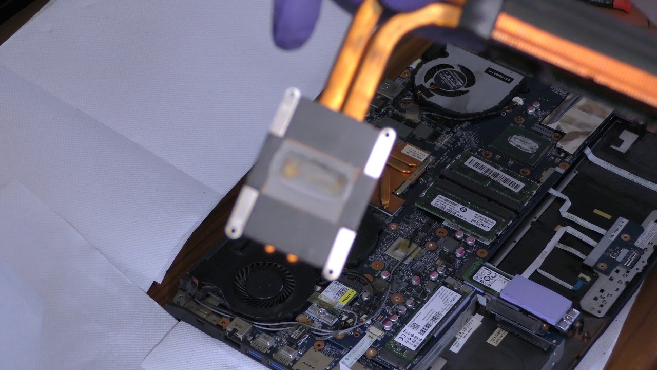 [ASMR] Cleaning a computer laptop & replacing CPU thermal paste.