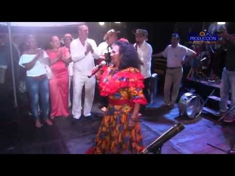 Totó La Momposina - Aguacero de Mayo en Vivo Concierto en Mompox