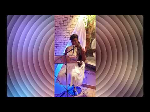 Quel ami fidèle et tendre, (Chantre Adjo'a Sika)