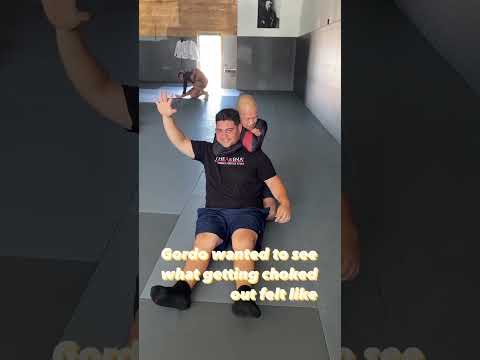 Baret Yoshida puts student to sleep with rear naked choke