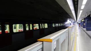 港鐵馬鞍山綫8卡列車首日啟用駛入大圍站4號月台(從3號月台觀望) 