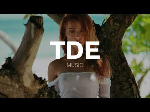 Mooglie, NOEMIE, Agoria - Spacer - Four Twenty In The Closing Club Edit