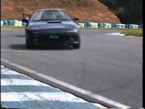 FF vs. FR Battle - Toyota Starlet EP82 TRD vs. Mazda RX7 Inifini IV