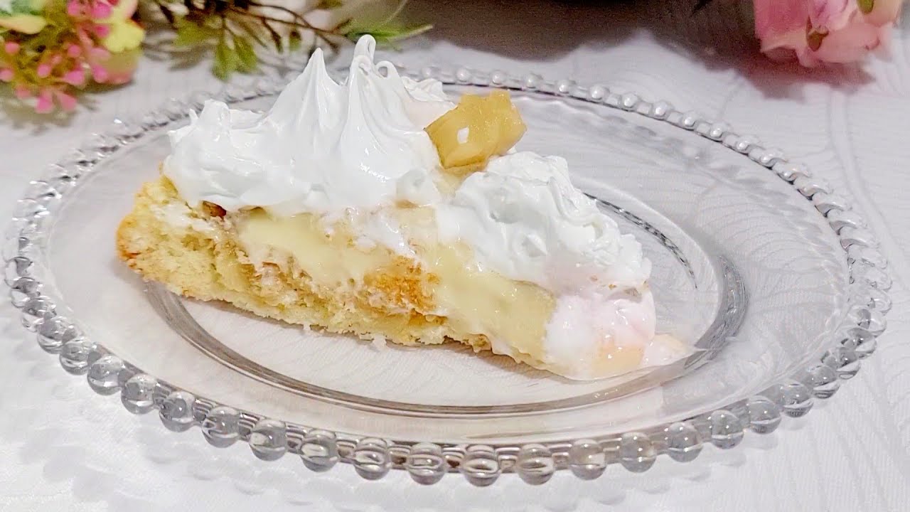 Pineapple pie with Belgian cream! Delicious and easier than you might think!