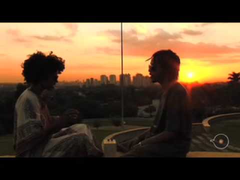 Música de Bolso - Thalma de Freitas e Max B.O. - Monstro ao Pôr-do-Sol