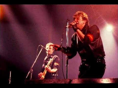 Bijelo dugme - Prijedor 1985. Izgledala je malo čudno u kaputu žutom krojenom bez veze (live)