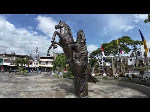 Plaza Bolivar Chivacoa, Yaracuy (Plaza Moderna)