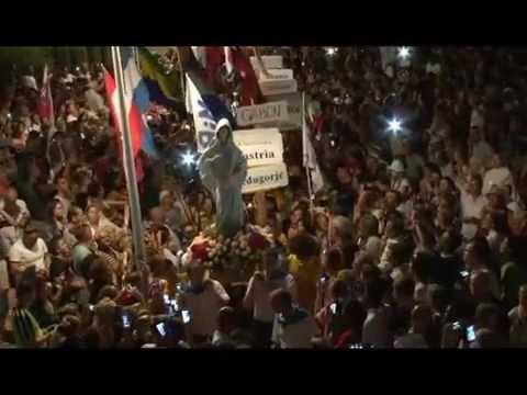 Prozession - Jugendfestival in Medjugorje 2015