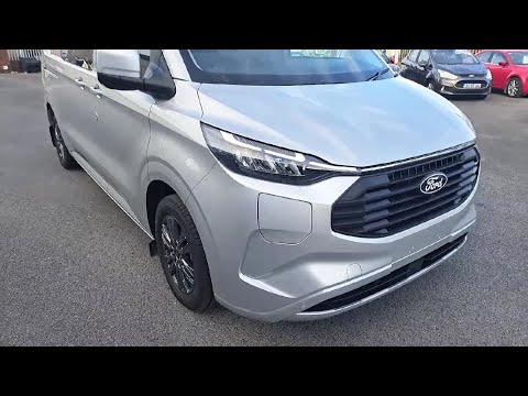 Ford Transit Custom Limited Crew Cab LWB - Image 2