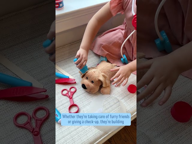 Vídeo relacionado con Melissa & Doug - Juego de Veterinario Cuidado de Mascotas: Peluche Perro, Peluche Gato + 25 Accesorios - 6074883 - Juguetes Niños 3 Años + - Regalo Niño 3 Años + Juegos Infantiles