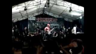 Download lagu anueta-friendster studio mp3