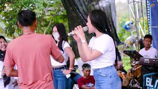 Download lagu SUAMIKU KAWIN LAGI - SYAHLA AYU - BLMUSIK LIVE IN SUMANDANG SAJIRA mp3 Download lagu SUAMIKU KAWIN LAGI - SYAHLA AYU - BLMUSIK LIVE IN SUMANDANG SAJIRA mp3