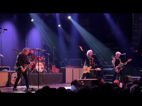 Green Day · 2024-03-19 · House of Blues · Anaheim · full live show · Saviors full album performance