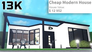 WELCOME TO BLOXBURG: CHEAP MODERN HOUSE (13K) | Wonbu Builds