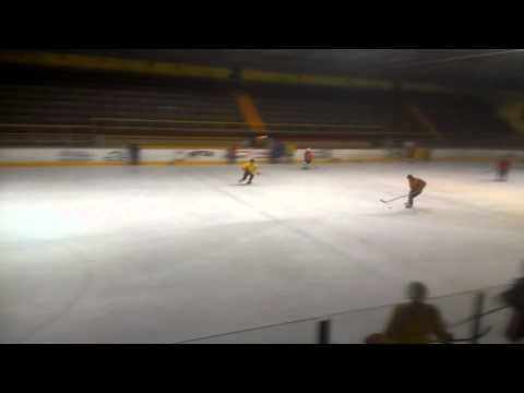 HC Topoľčany - tréning pred zápasom v Senici (9.10.2013)