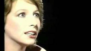 Lena Zavaroni sings One More Chance